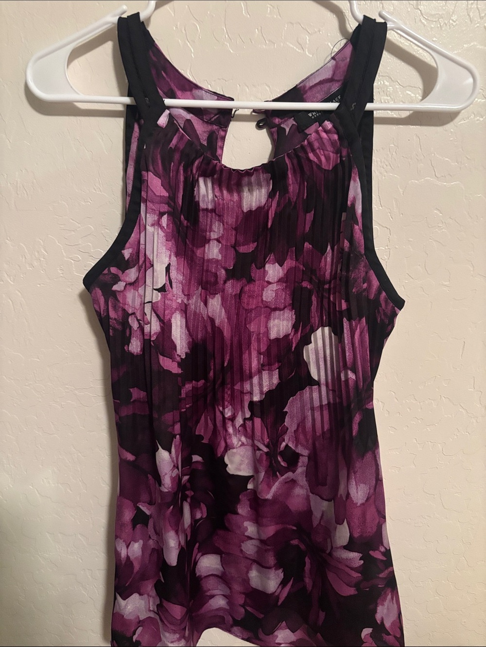 White House Black Market Purple Floral Pleated Tank
